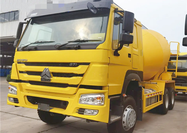 Sinotruk Howo Mixing Mixer Wheels Cubic Concrete Mixing Truck X